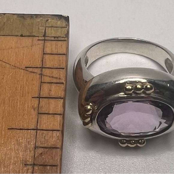 Sterling silver & 18kt gold accented amethyst ring! 7.5 - Picture 2 of 4